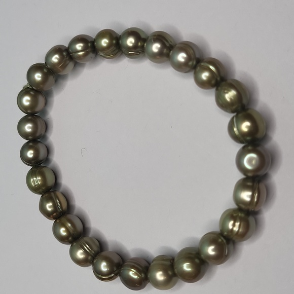 Pearl Bracelets - Picture 4 of 6